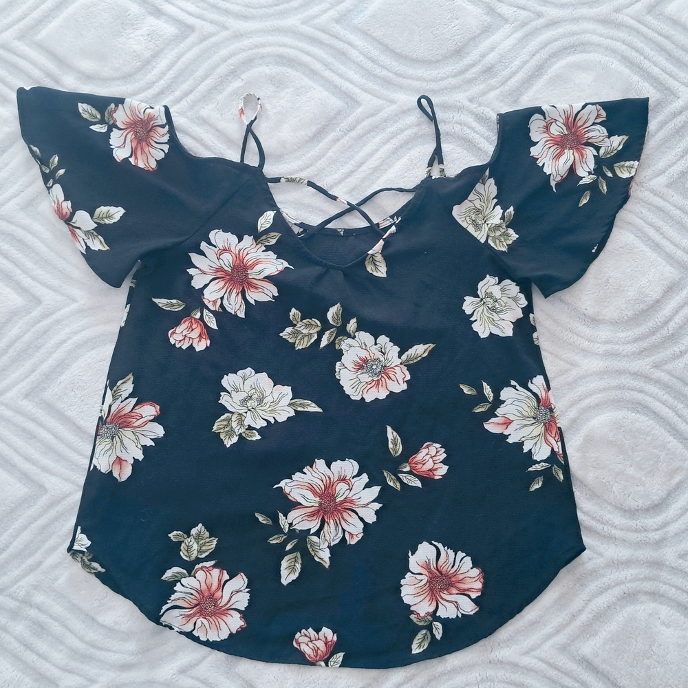 Kaileigh Black Blouse with Pink and White Floral Pattern - Picture 3 of 4